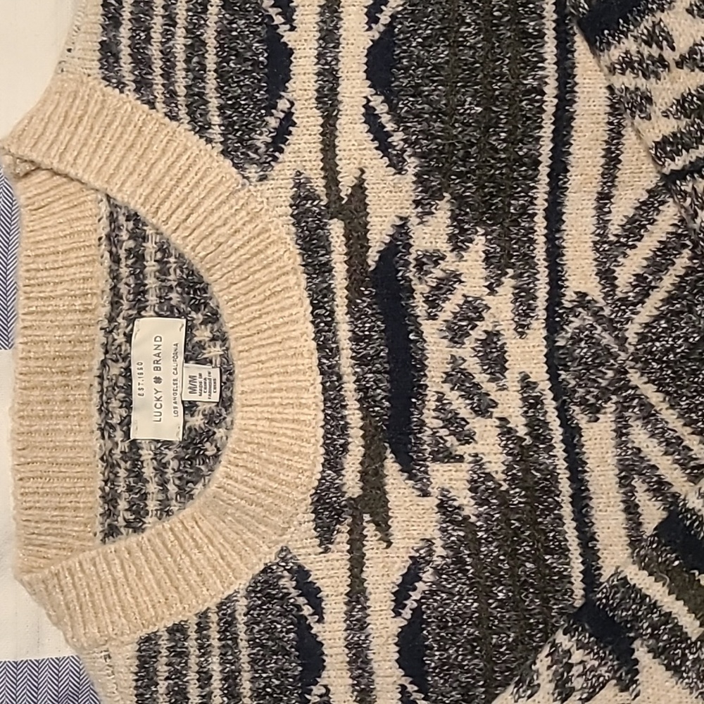 Lucky Brand patterned sweater